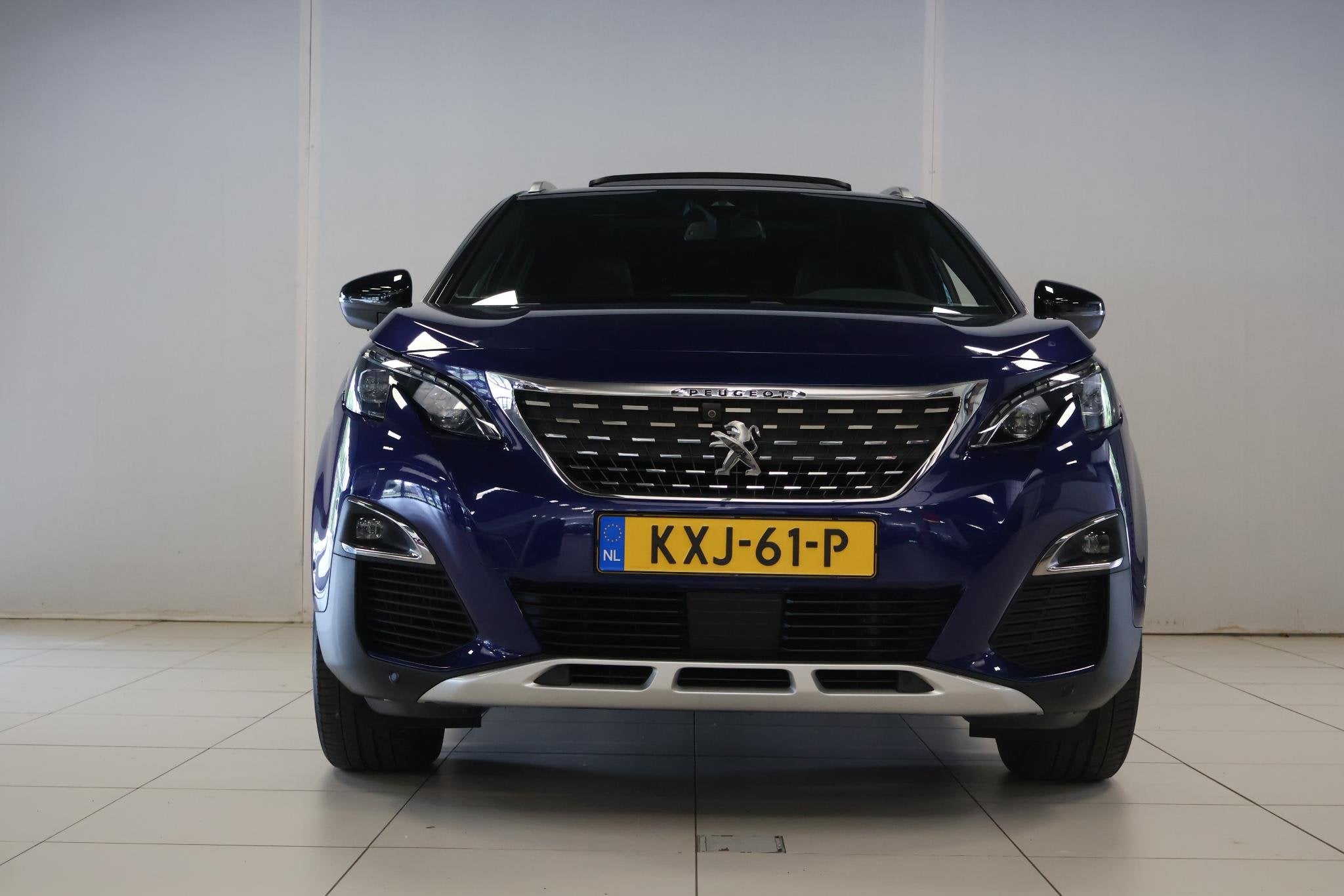Peugeot 3008 1.6 e-THP GT Line, Auto's, 4 cilinders, Met garantie (alle), Blauw, Leder