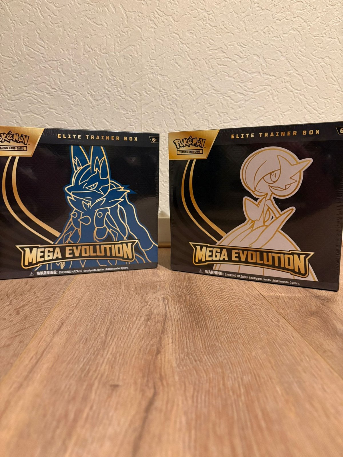 Pokemon Mega Evolution ETB 2x, Ophalen of Verzenden, Zo goed als nieuw, Zwart, 115 cm of meer