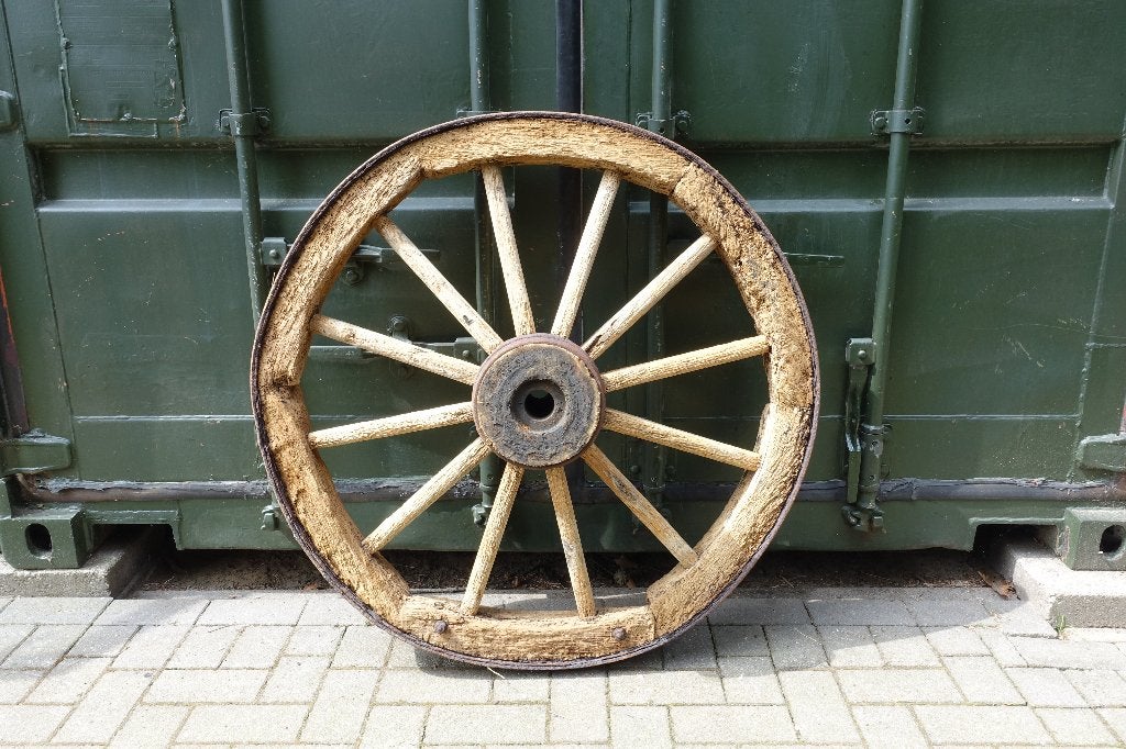 Wagenwiel, origineel houten wagenwiel, ø104 cm., Antiek en Kunst, Curiosa en Brocante, Ophalen