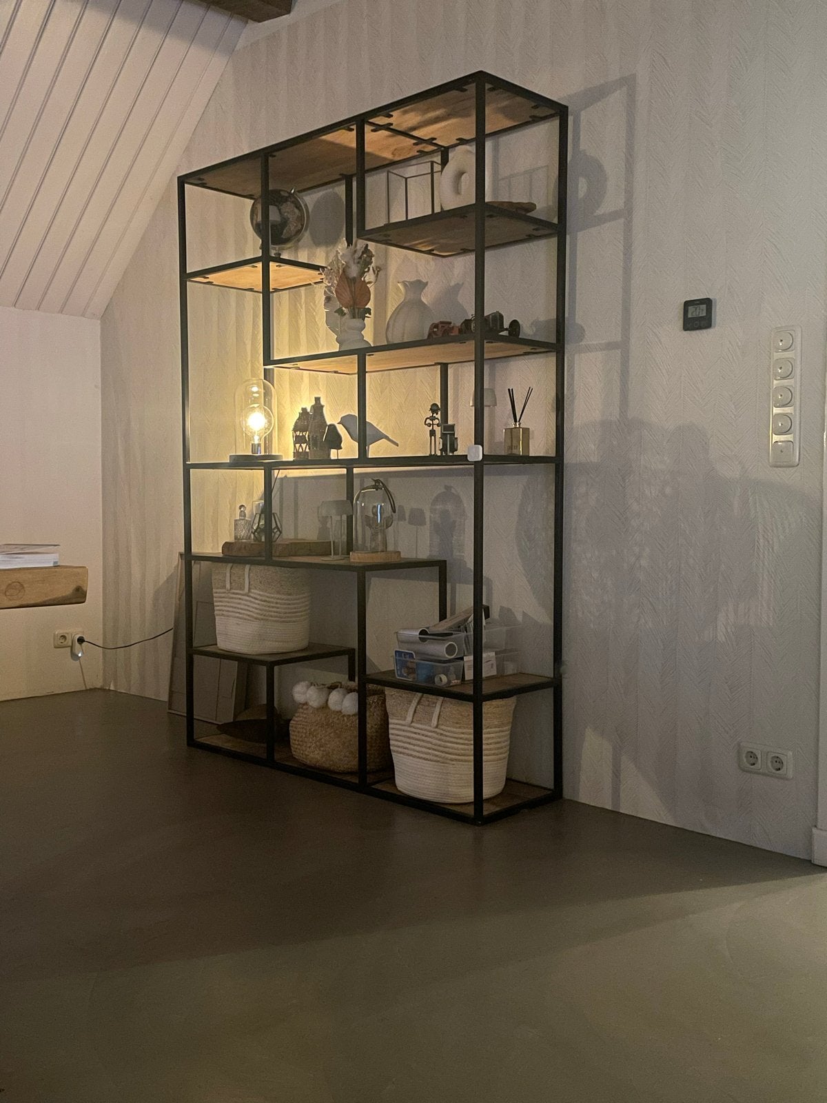 Industriële Boekenkast/Vakkenkast/roomdivider-Metaal & Hout, Ophalen, Met plank(en), 100 tot 150 cm, 200 cm of meer