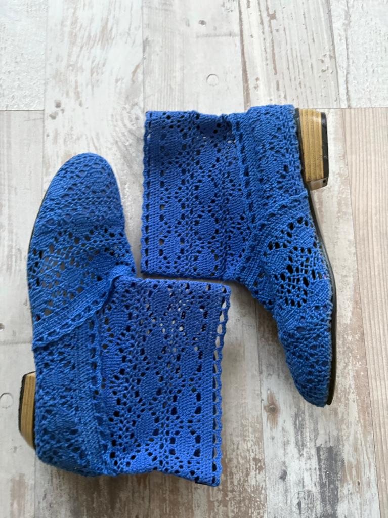 Zomerlaarsjes blauw maat 37, Kleding | Dames, Schoenen, Blauw, Lage of Enkellaarzen, Ophalen of Verzenden, Zo goed als nieuw