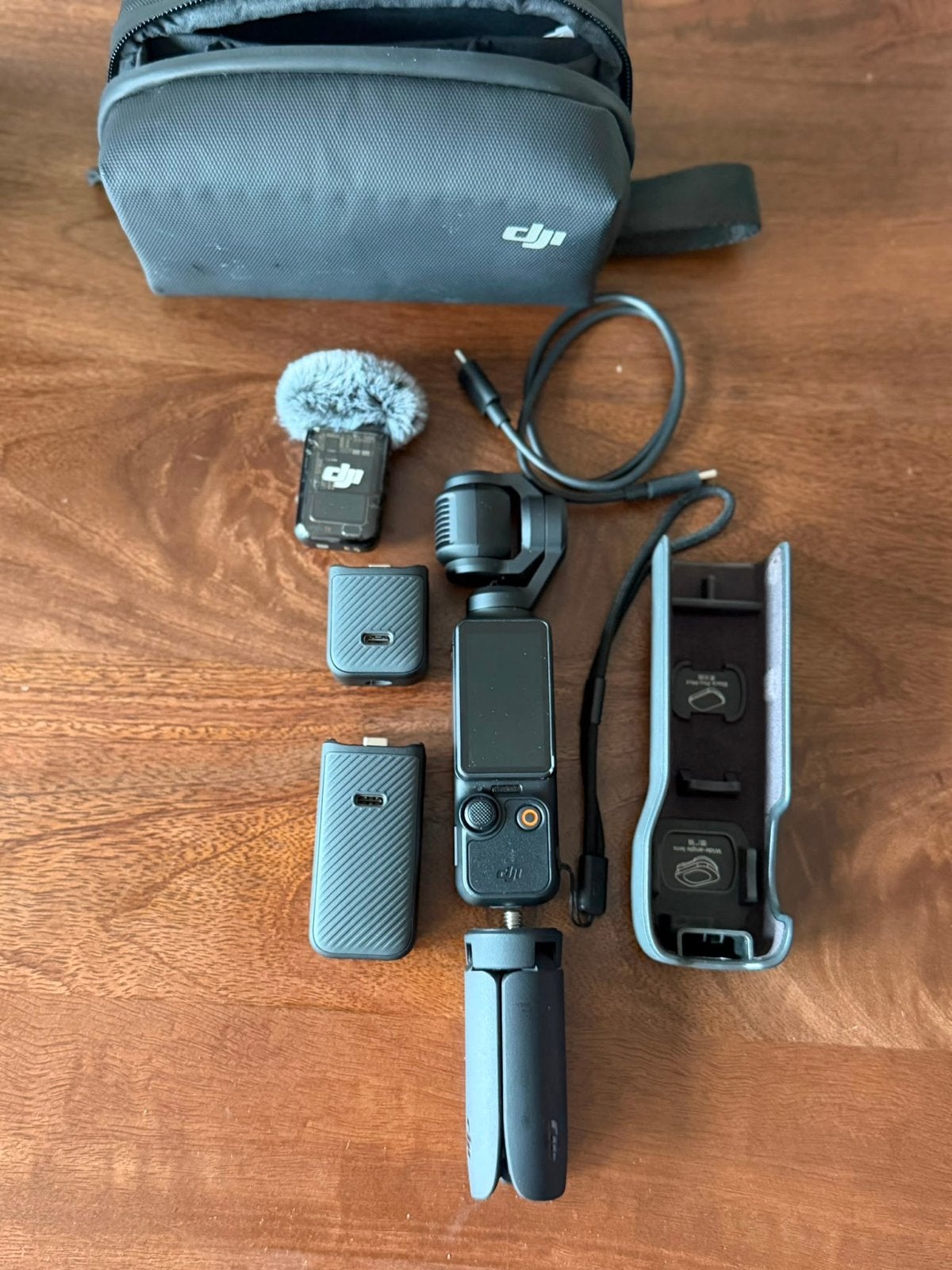 DJI Pocket 3 Creator Combo - Zo goed als nieuw, Overige soorten, Minder dan 8x, Zo goed als nieuw, Externe microfoon