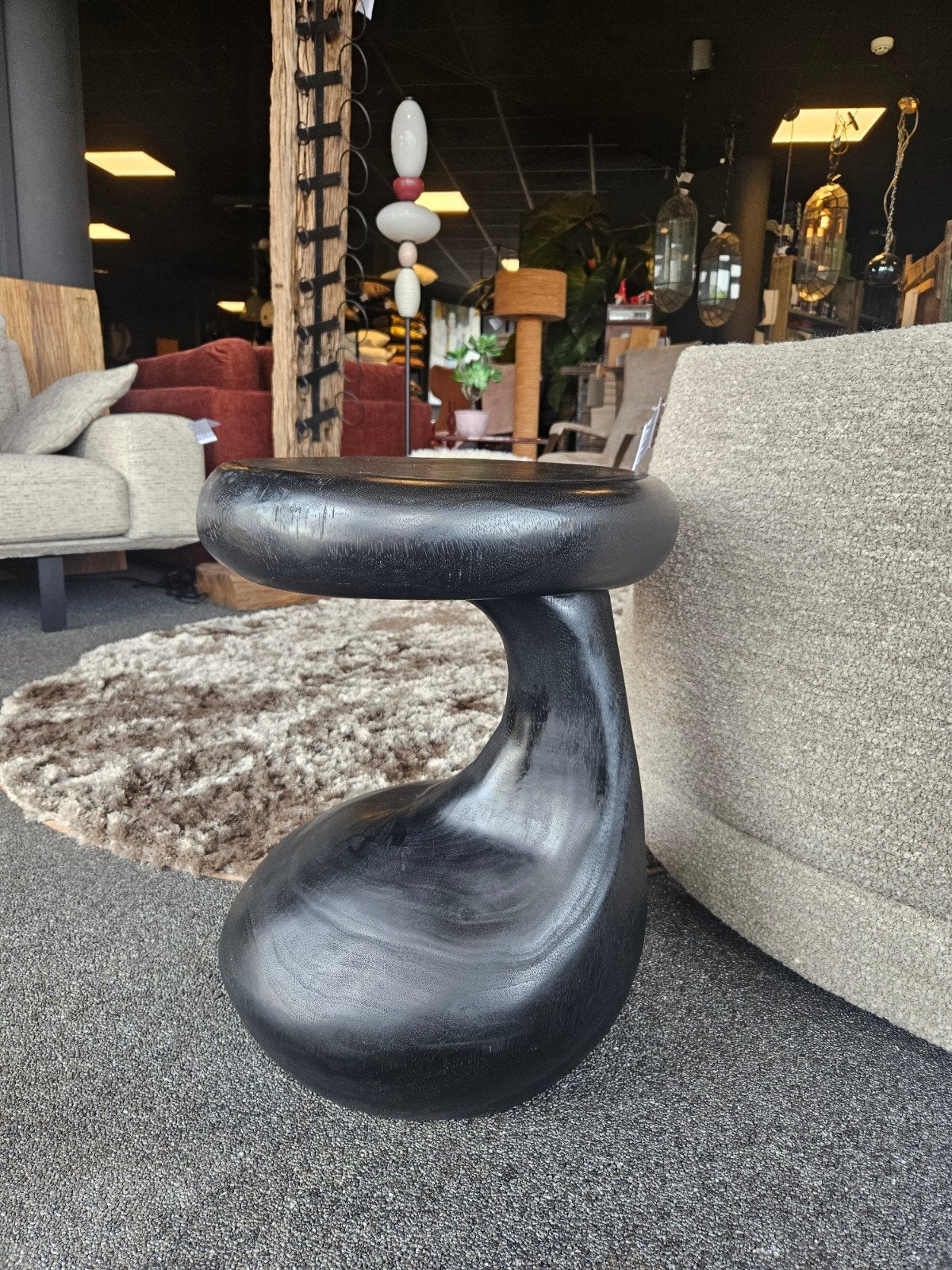 Bijzettafel " one of a kind " zwart hout