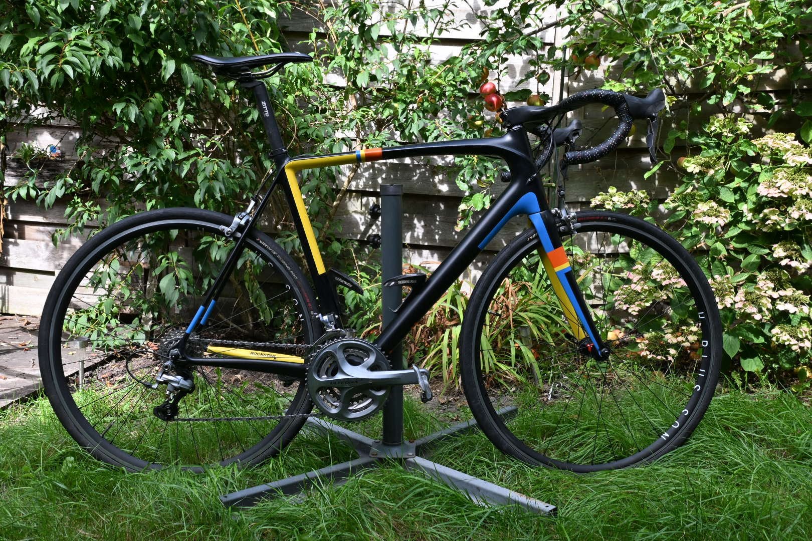 Mooie racefiets carbon frame 56cm, Ultegra 3x10, 28 inch, Carbon, Velgrem, Zo goed als nieuw