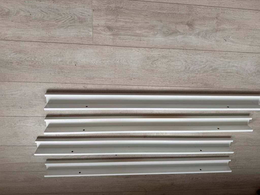 4 witte wandplanken schilderijplank JYSK Avnede - 115x16x7, Ophalen, Gebruikt