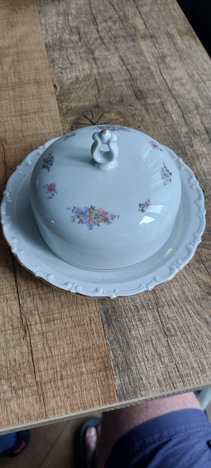 Antieke Penzo botervloot met bloemmotief, Ophalen of Verzenden