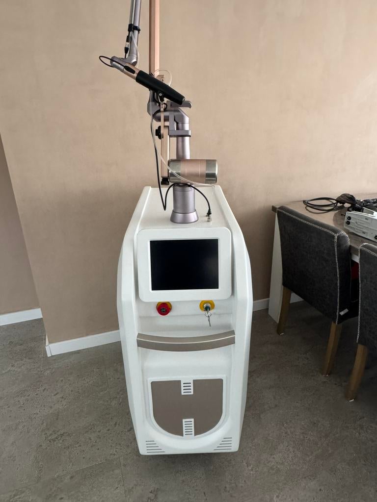 Picolaser Professioneel tattooverwijdering / tattooremover, Ophalen, Nieuw, Scheren en Epileren