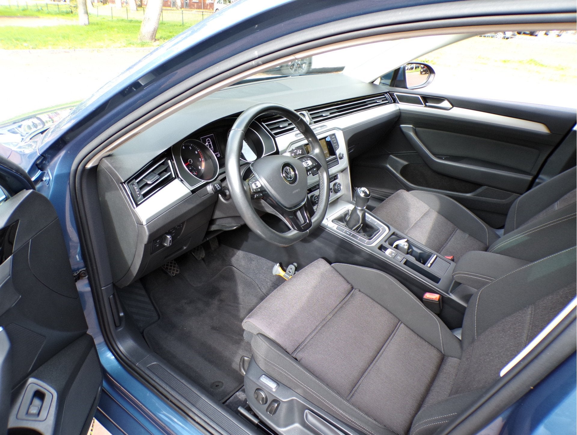 Volkswagen Passat 1.4 TSI Comfortline (bj 2017), Voorwielaandrijving, Gebruikt, 4 cilinders, Blauw