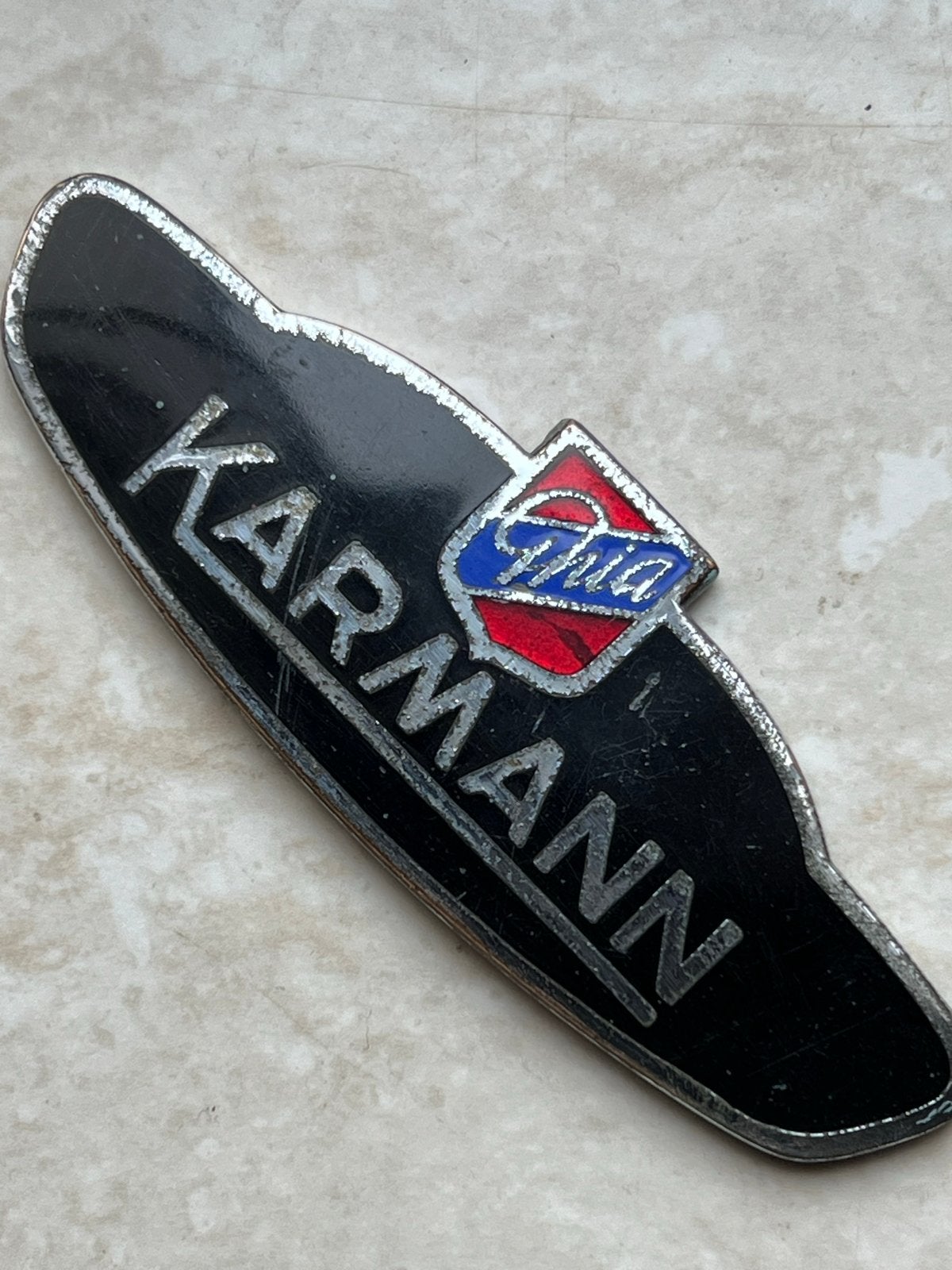 Uniek geëmailleerd Karmann Ghia schildje - Klassiek, Gebruikt, Ophalen of Verzenden