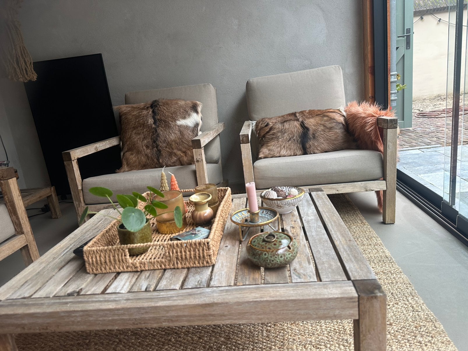 Kussen vacht /huid lende /vierkant geit of koe/ ree, Huis en Inrichting, Woonaccessoires | Kussens, Verzenden, Zo goed als nieuw