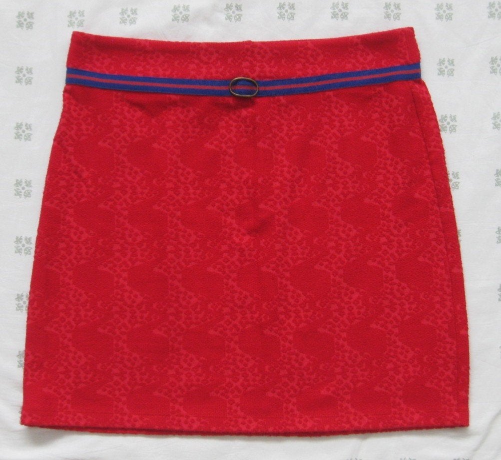 Who's that girl rok rood, met blauw bandje, maat M, Kleding | Dames, Maat 38/40 (M), Who's that girl, Ophalen of Verzenden, Zo goed als nieuw