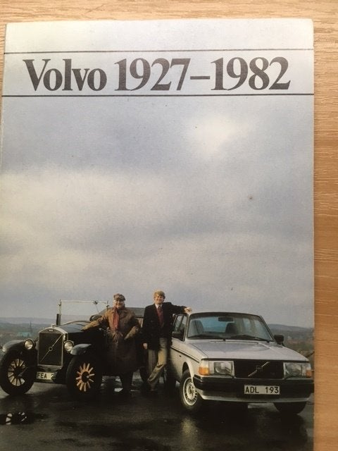 Volvo 1927-1982 Jubileumboek - Geschiedenis van Volvo, Volvo, Ophalen of Verzenden, Onbekend, Gelezen