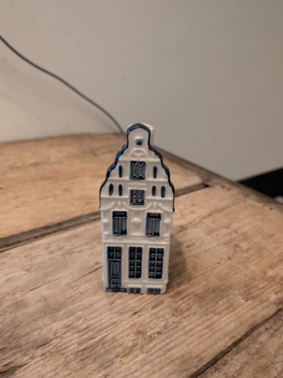KLM huisje BOLS 2016 - Delfts Blauw miniatuur grachtenpand, Ophalen, Zo goed als nieuw, 1 t/m 20, Gevuld