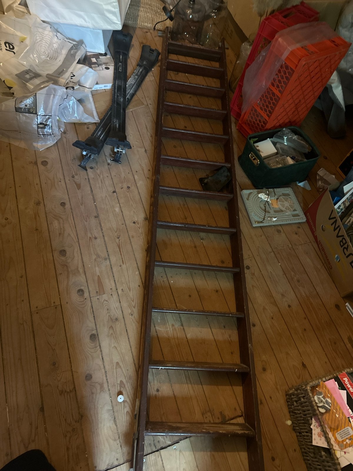 Stevige houten zoldertrap / ladder te koop, Doe-het-zelf en Verbouw, Ophalen, Gebruikt, Ladder, 2 tot 4 meter