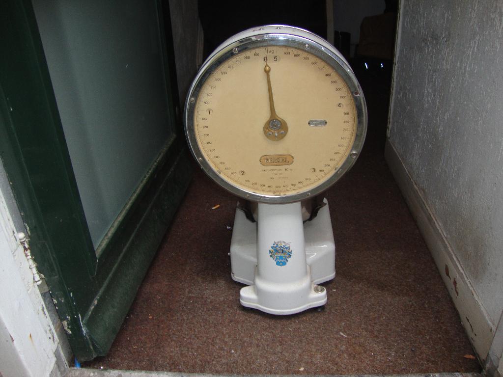 berkel 1956 weegschaal 5 tot 10 kilo oudje berkel 1956, Witgoed en Apparatuur, Weegschalen, Ophalen, Winkelweegschaal, Analoog