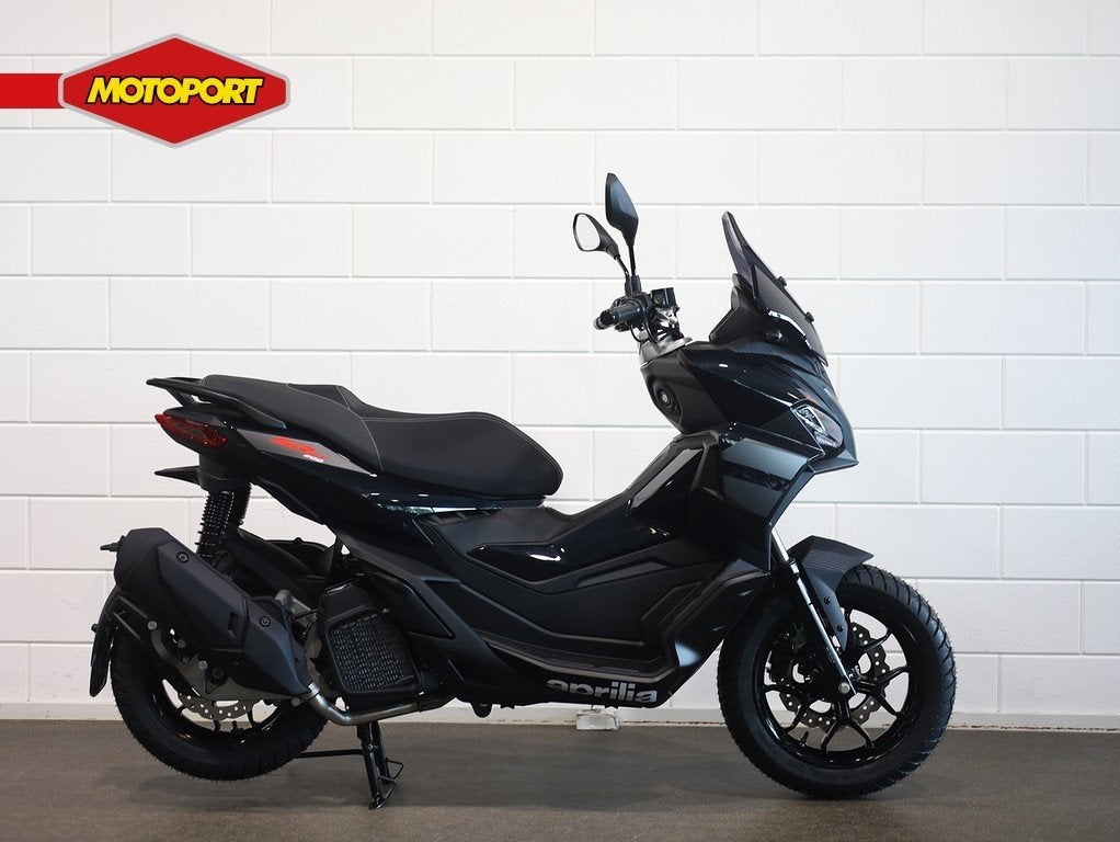 Aprilia SR GT 200 (bj 2026), Motoren, Motoren | Aprilia, Piaggio & C .s.p.a., Viale Rinaldo Piaggio 25
56025  Pontedera, IT, Bedrijf
