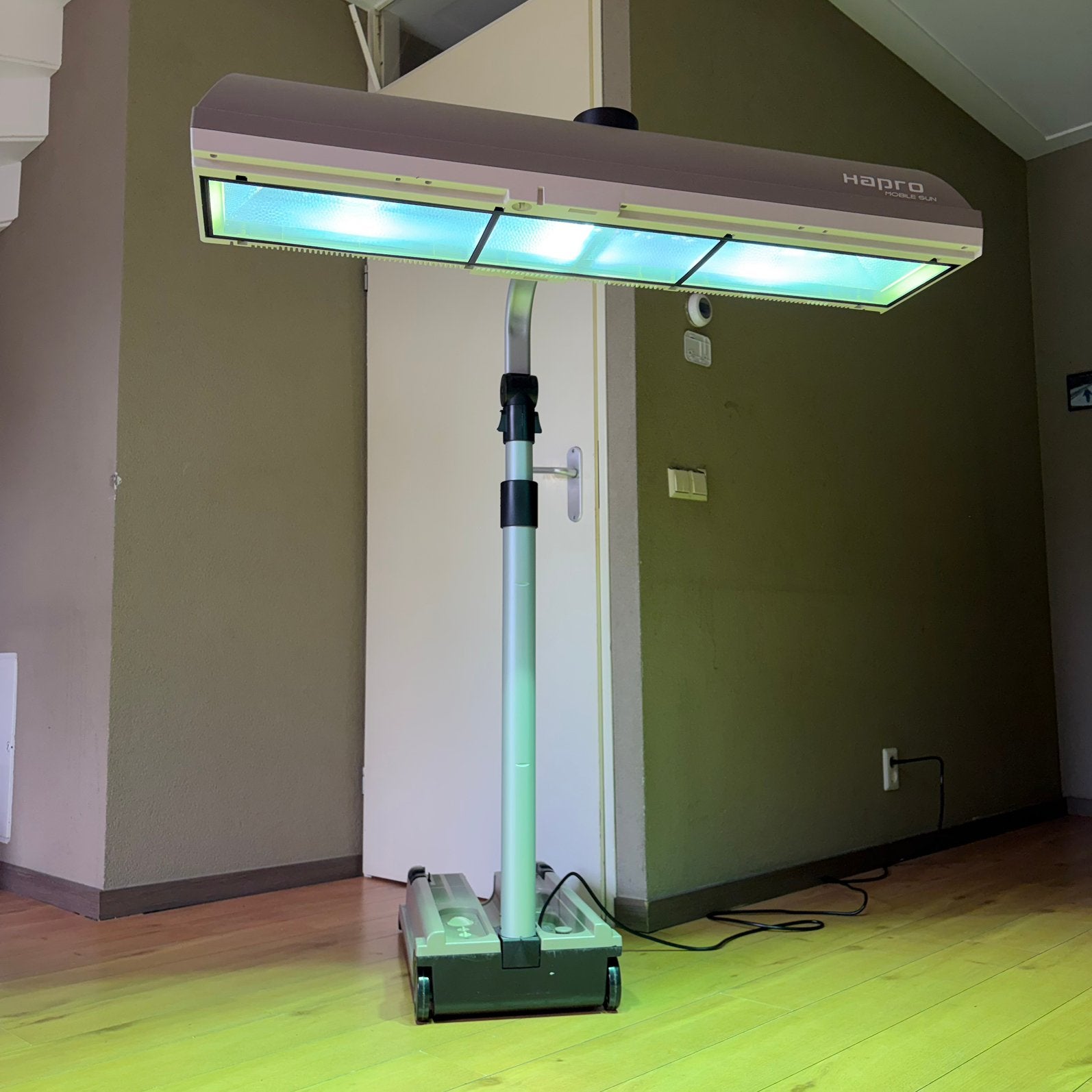 Hapro HP8540 Mobile Sun Zonnehemel, Ophalen, Zo goed als nieuw, Zonnebank enkelzijdig, Minder dan 10 lampen