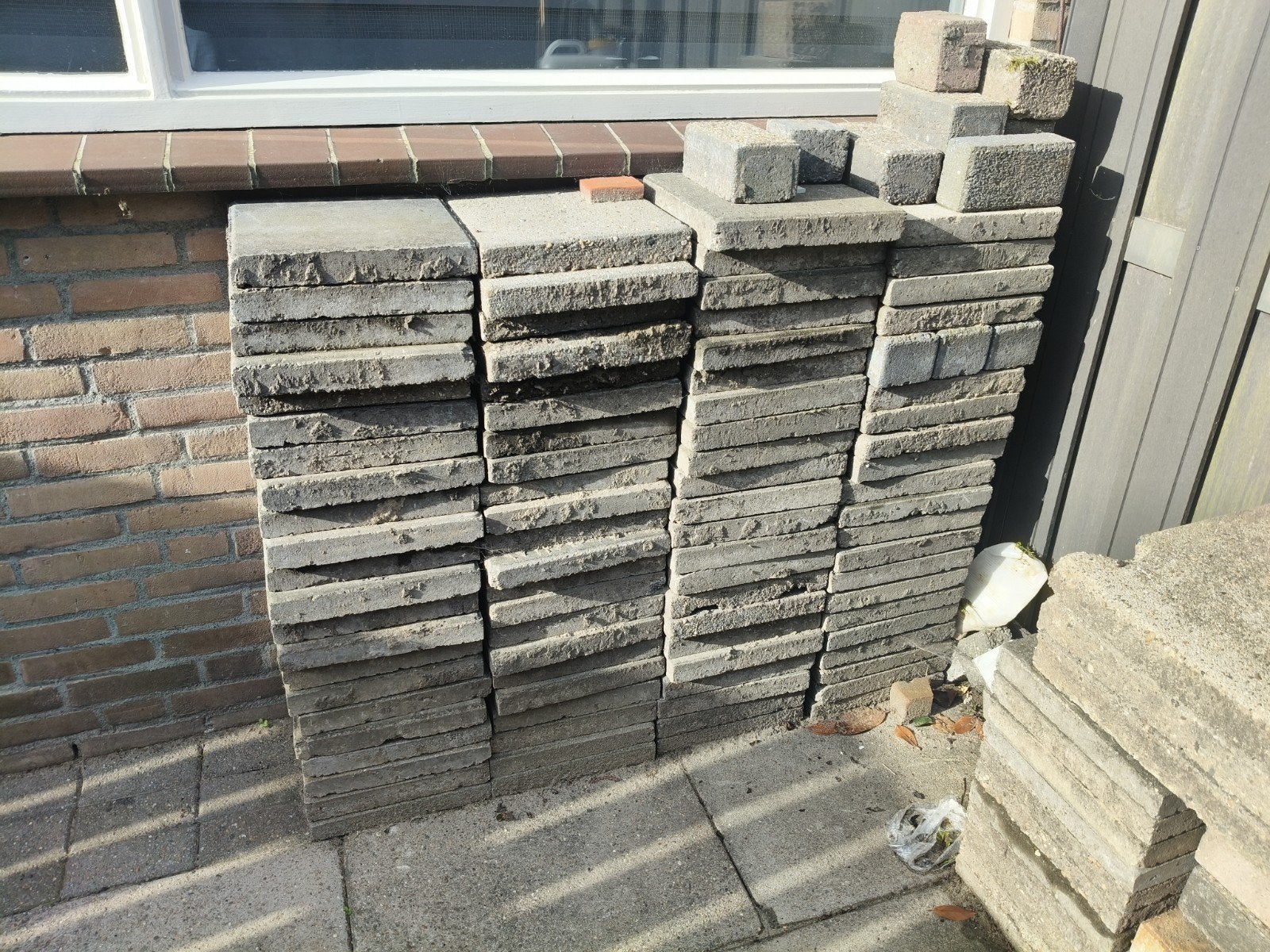 124 gebruikte tegels 30x30 cm, Tuin en Terras, Tegels en Klinkers, Gebruikt, Ophalen of Verzenden, 10 m² of meer, Beton
