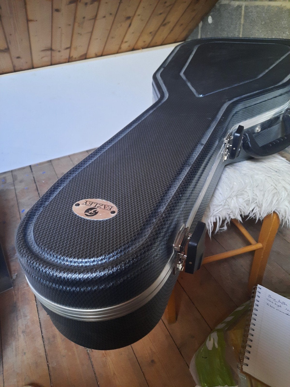 Luxe Hardshell Gitaarkoffer - Fazley, Ophalen, Zo goed als nieuw, Akoestische gitaar