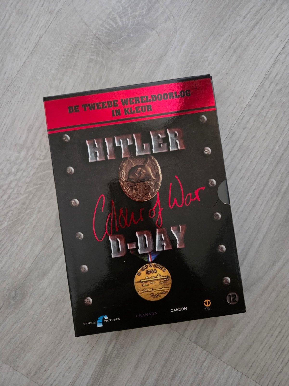 Hitler & D-Day: De Tweede Wereldoorlog in Kleur DVD, Cd's en Dvd's, Engels, Nederlands, Ophalen of Verzenden, Zo goed als nieuw