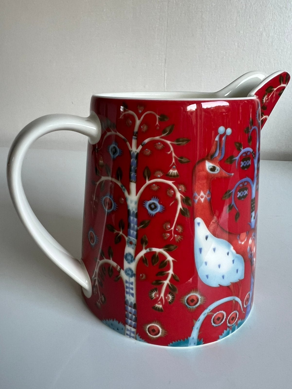 Iittala Taika Rood Pitcher Melkkan Limited Edition 0,5 L, Ophalen of Verzenden, Nieuw, Porselein, Kan