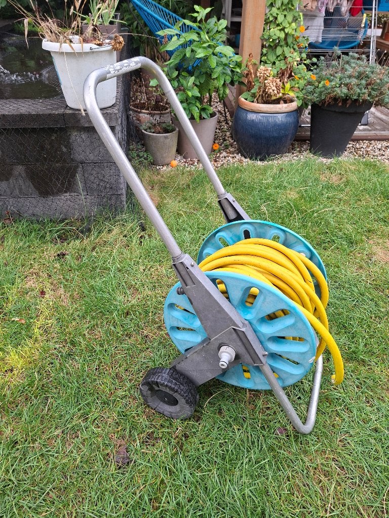 Gardena haspelwagentje met ca 20 m tuinslang, Ophalen, Gebruikt, Tuinslang