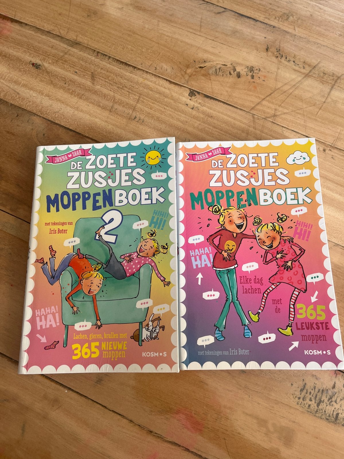 De Zoete Zusjes Moppenboek - Deel 1 & 2, Ophalen of Verzenden, Zo goed als nieuw, Moppen