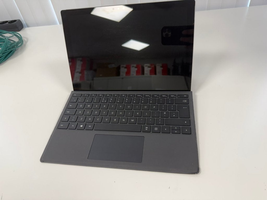 Microsoft Surface Pro 4 - 9 stuks - Gebruikt, Computers en Software, Windows Laptops, Ophalen, 2 tot 3 Ghz, Qwerty, 8 GB