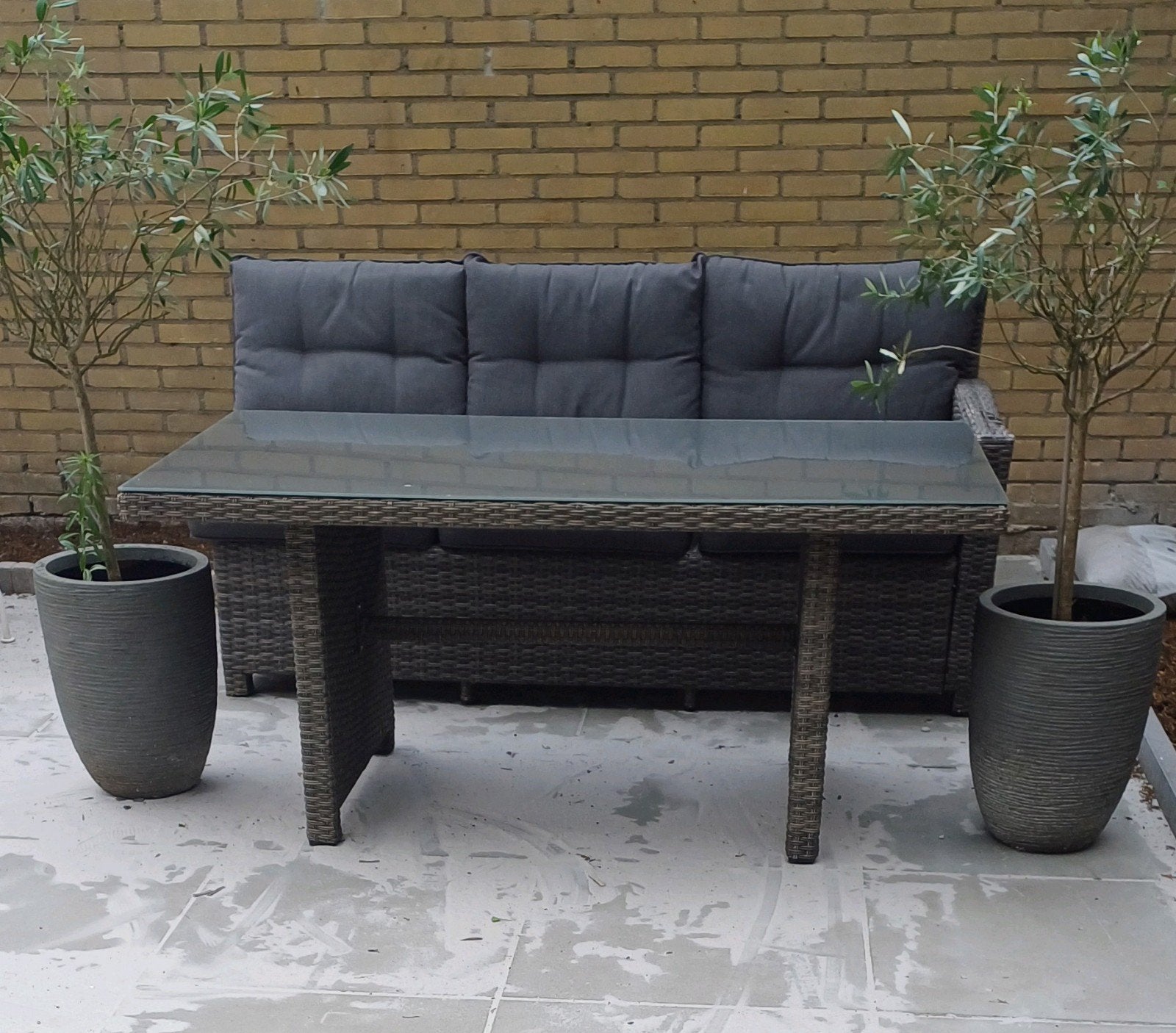 loungebank en tuintafel, Ophalen