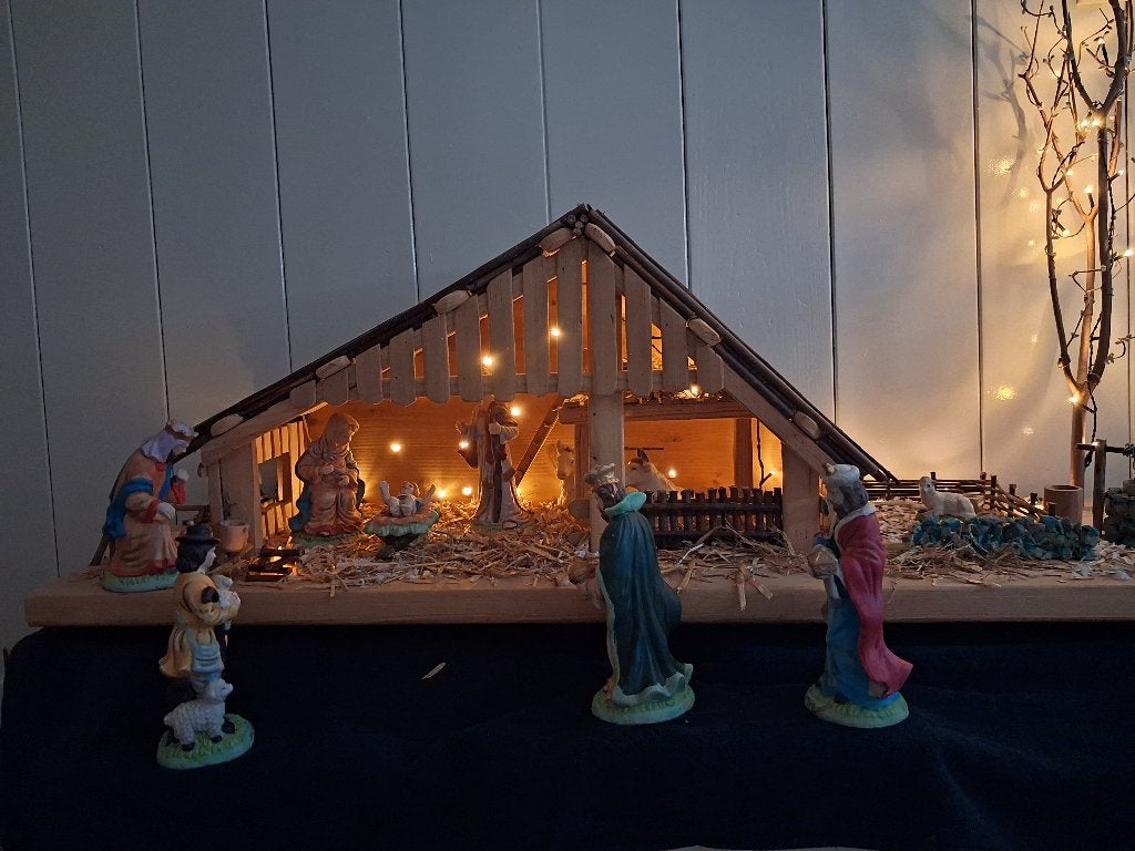 Grote (buiten) kerststal incl. kerstgroep 9 fig., Diversen, Ophalen, Nieuw