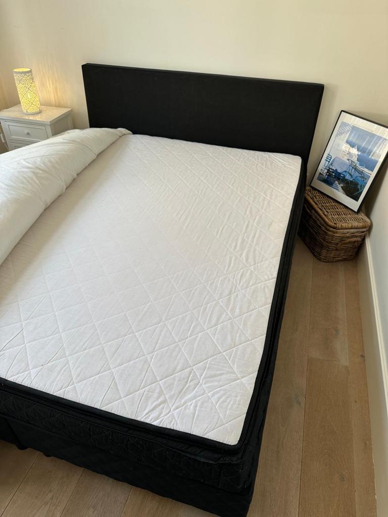 Bed leen bakker hele goede staat, Huis en Inrichting, Ophalen, Zo goed als nieuw, Tweepersoons, 160 cm