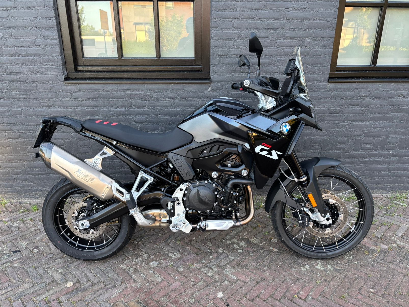 BMW F 900 GS (bj 2025) Triple Black 900km Fabrieksgarantie, Motoren, Motoren | BMW, Bedrijf, Overig
