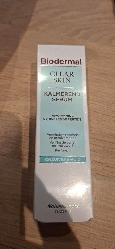 Biodermal clear skin Kalmerend Serum, Ophalen of Verzenden, Nieuw, Gehele gezicht