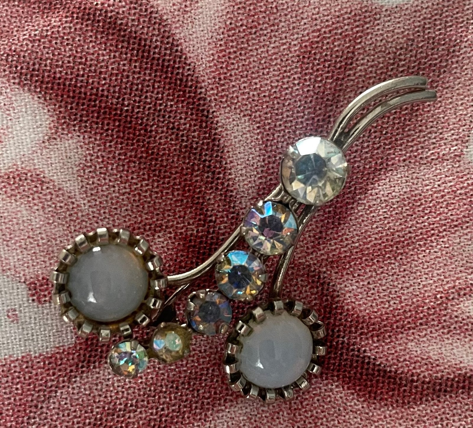 bloemenbroche uit de jaren 50/60 in mid-century stijl., Ophalen of Verzenden, Overige materialen, Broche
