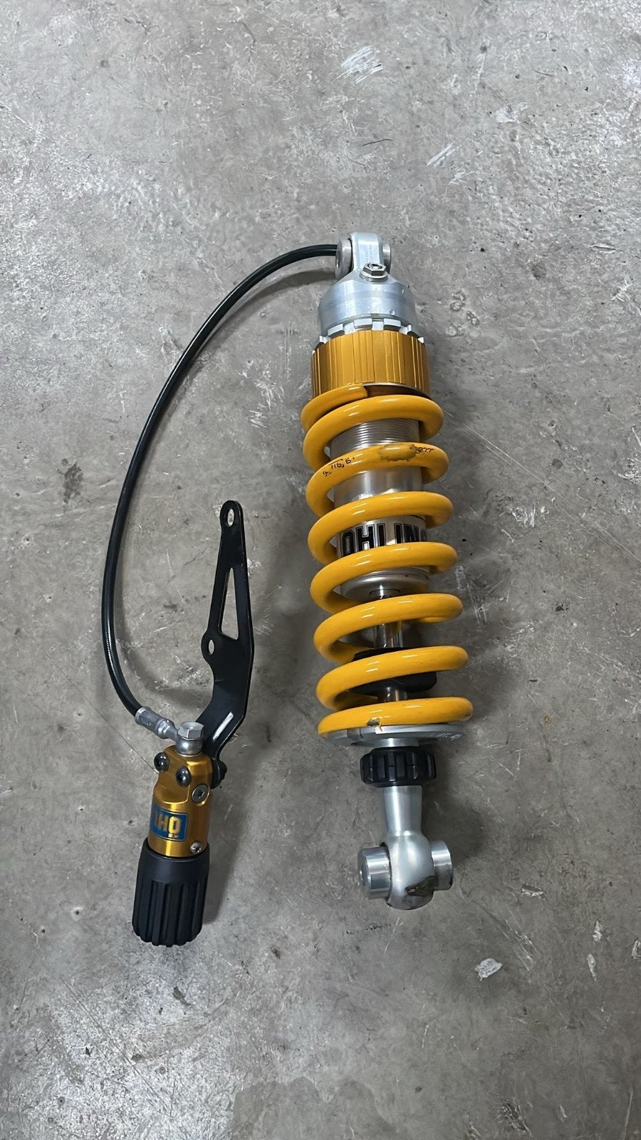 Ohlins Achterveer / Schokbreker Kawasaki Z900 (2024), Ophalen of Verzenden, Gebruikt