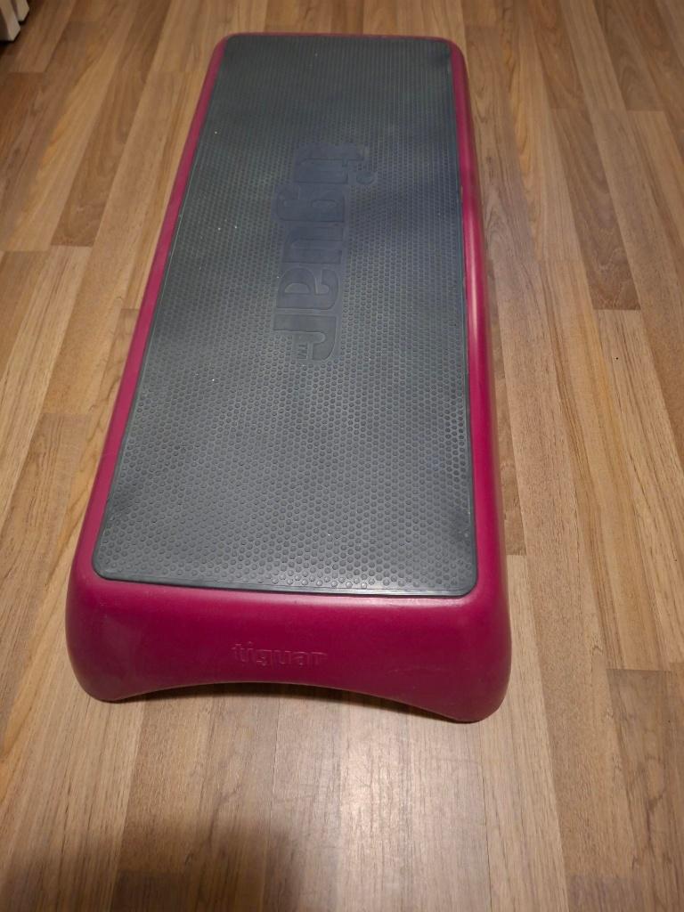 Tiguar step voor fitness, Sport en Fitness, Fitnessmaterialen, Ophalen, Gebruikt, Buik, Stepbank