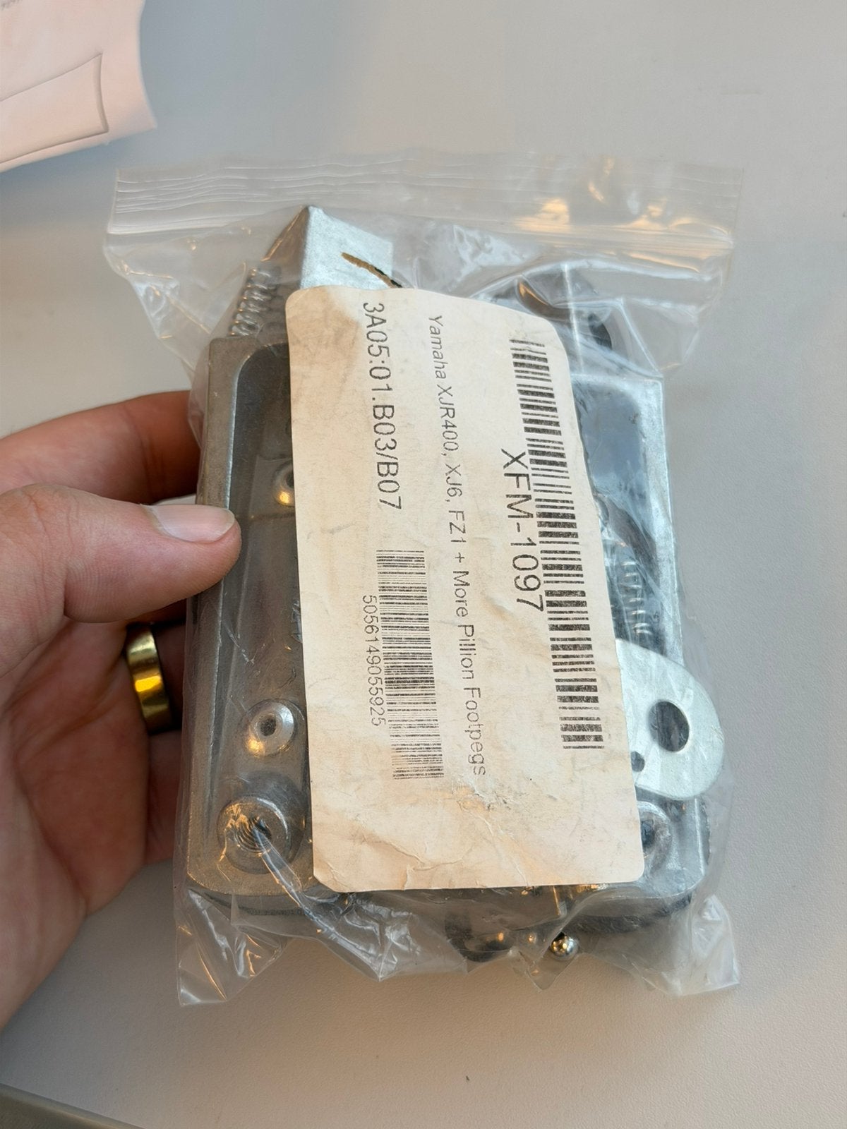 Yamaha XJR400 XJ6 FZ1 Passagier Voetsteunen Nieuw footrest, Ophalen of Verzenden, H, H, H