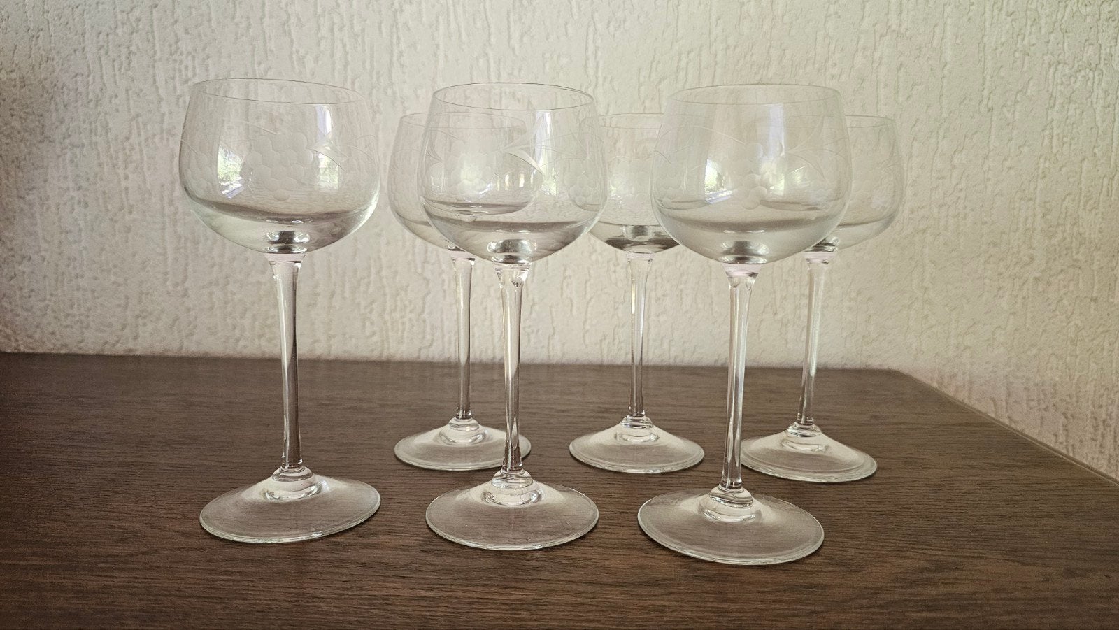 Set van 6 vintage Elzas wijnglazen met druiventros motief, Antiek en Kunst, Ophalen