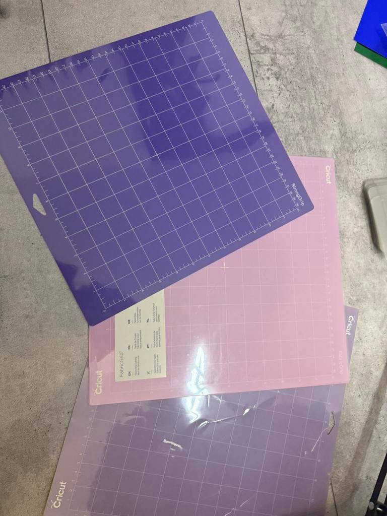 3 snijmatten cricut, Ophalen, Zo goed als nieuw, Cartridge, Cricut