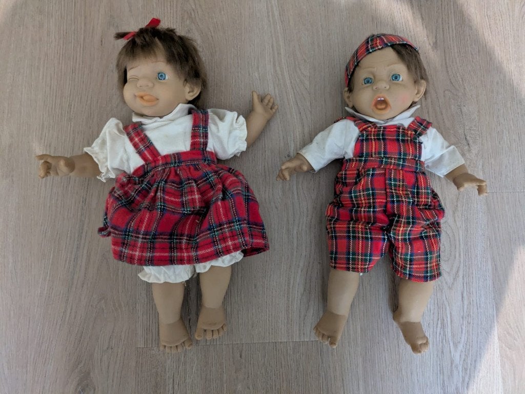 Vintage tweelingpoppen van Falca, Verzamelen, Poppen, Ophalen of Verzenden, Zo goed als nieuw