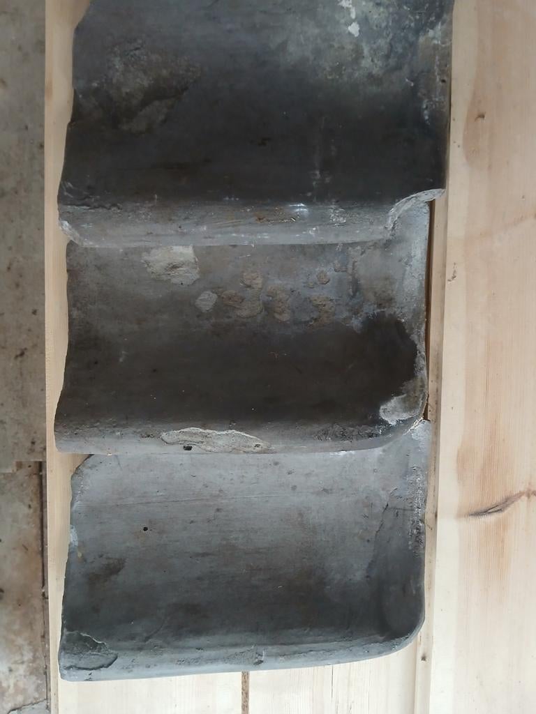 200 stuks blauw gesmoorde boosme pannen, Doe-het-zelf en Verbouw, Dakpannen en Dakbedekking, Gebruikt, Steen of Klei, Blauw, Ophalen of Verzenden