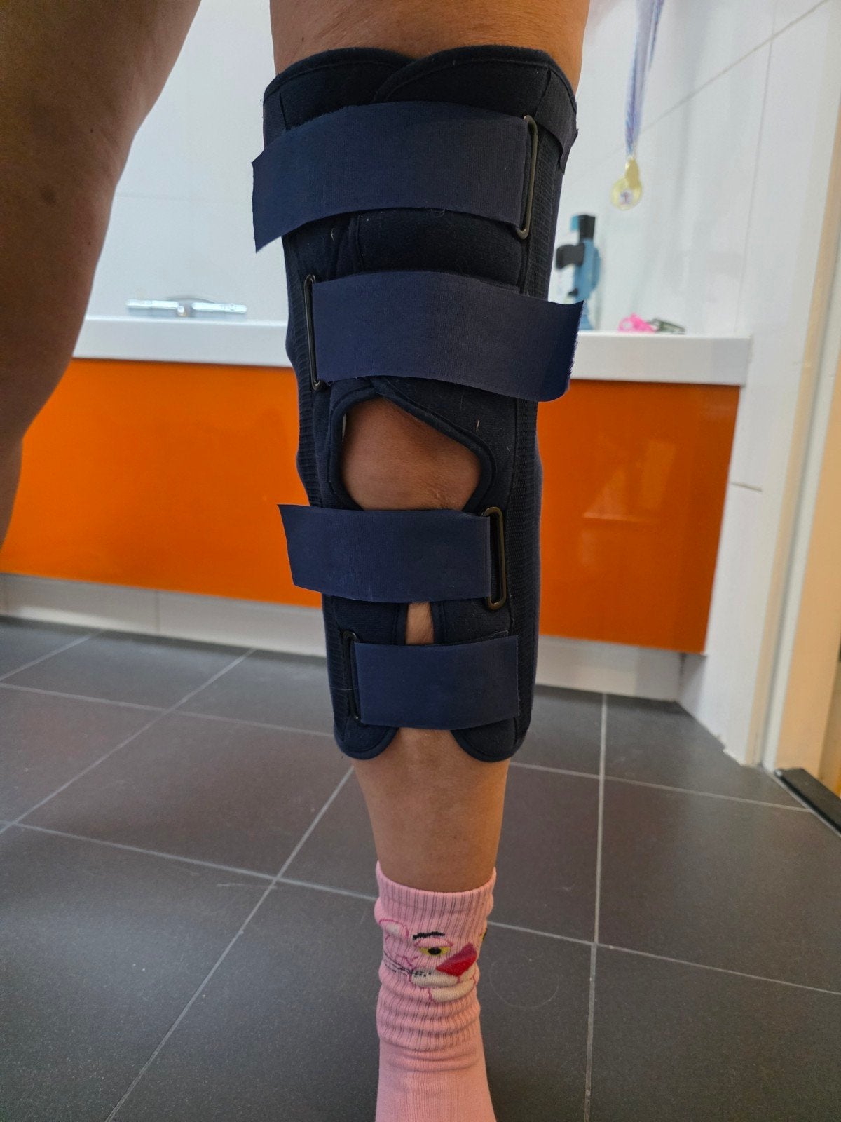 Kniebrace Schaper voor zowel links als rechts, Diversen, Ophalen of Verzenden, Zo goed als nieuw