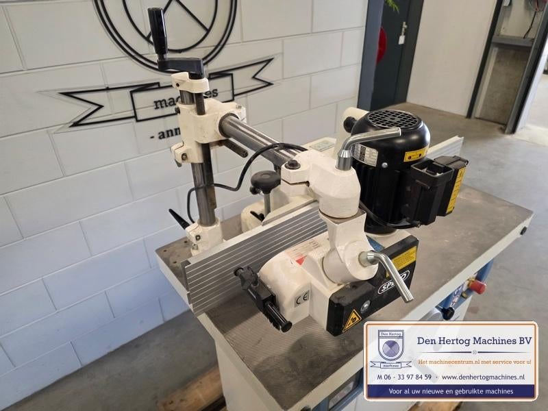 Freesmachine SCM Minimax T45 met aandrijver as 40mm 400V, Ophalen, Gebruikt, Overige soorten, Elektrisch