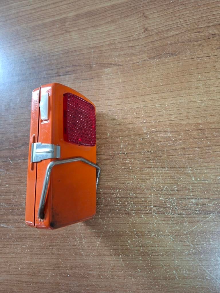 Retro Zaklamp Oranje - Vintage Stijl, Ophalen of Verzenden, Gebruikt, Batterij