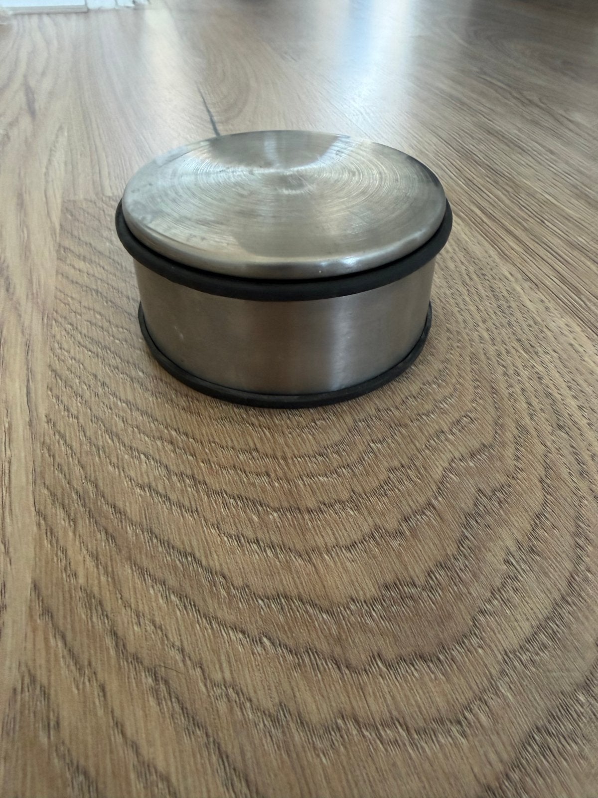 Twee deurstoppers van metaal, Huis en Inrichting, Woonaccessoires | Deurstoppers, Binnen, Gebruikt, Ophalen of Verzenden, Zilver