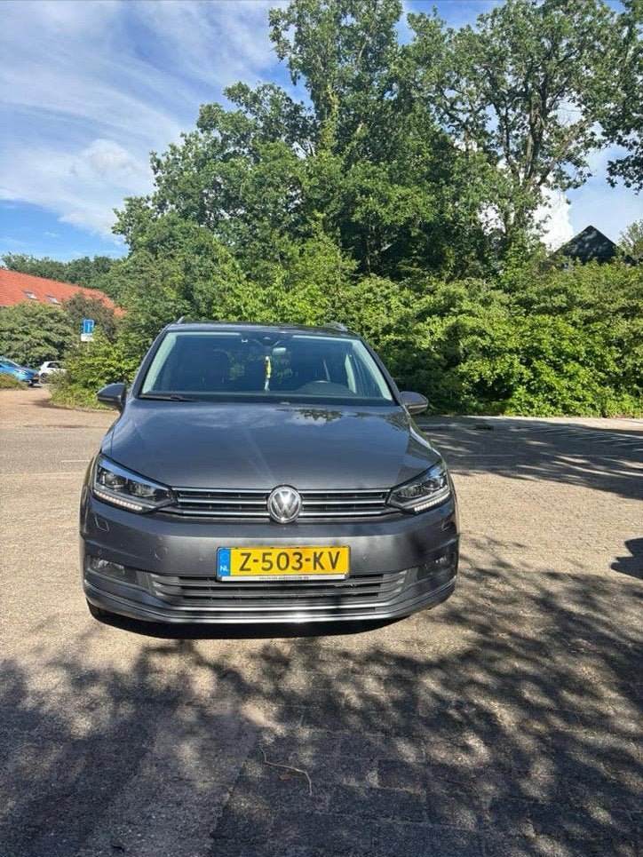 VW Touran Join 1.6 TDI 2018 DSG 7P ACC LED STOELVW TREKHAAK, Auto's, Stof, Zwart, 4 cilinders, 7 stoelen