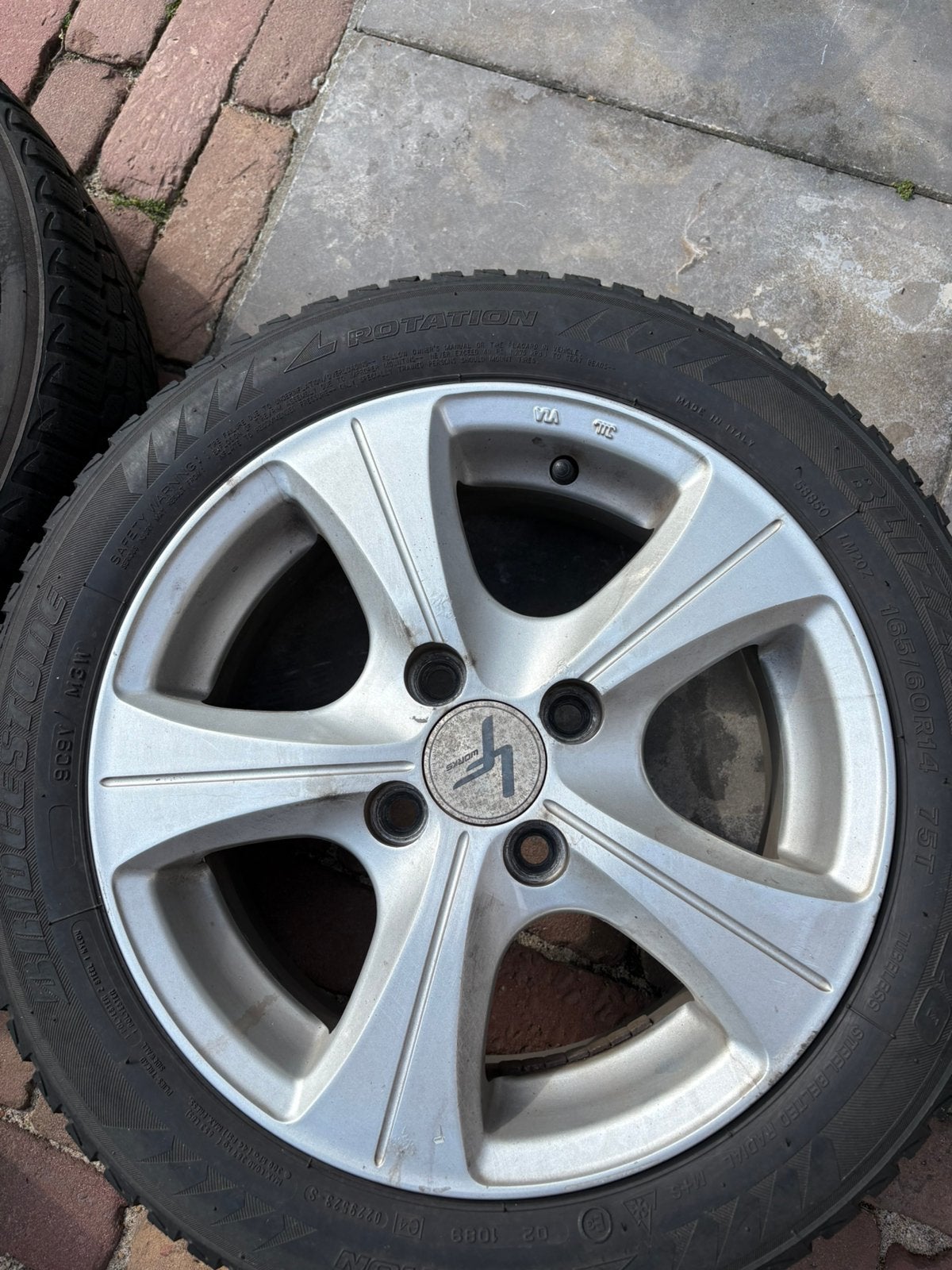 4x 14 inch lichtmetalen velgen met Bridgestone winterbanden, Ophalen, 14 inch, Banden en Velgen, Winterbanden