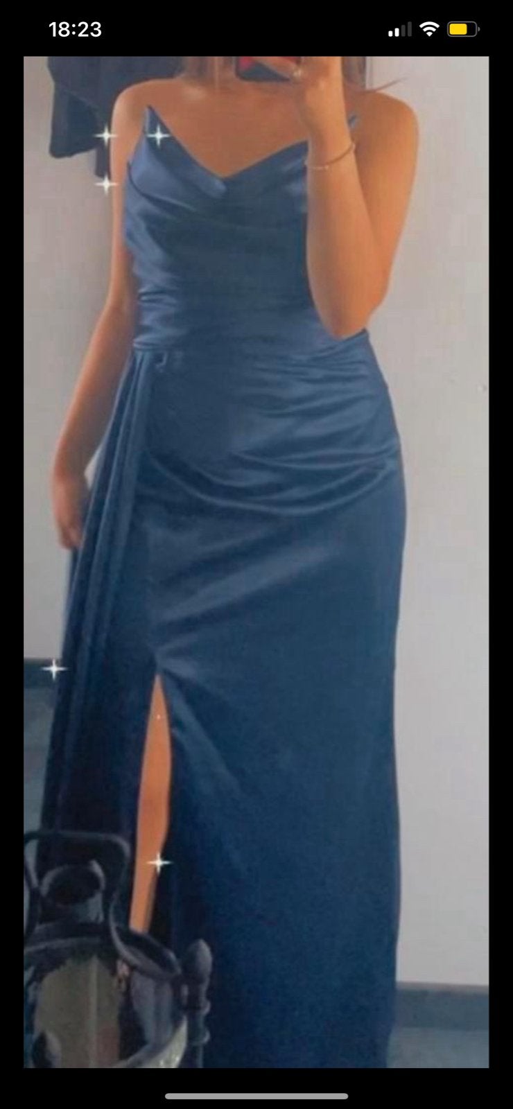 Elegante marineblauwe galajurk met split, Ophalen, Galajurk, Blauw, Zo goed als nieuw