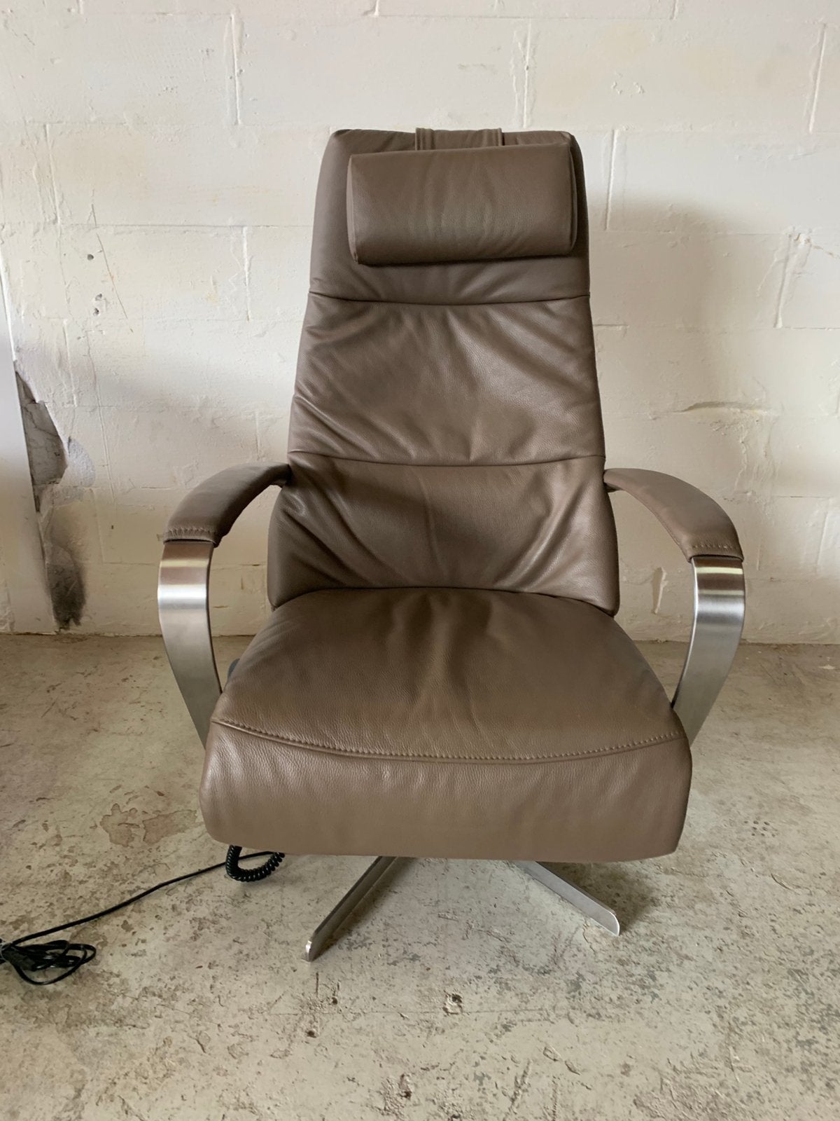 Sta op stoel Prominent. Relax fauteuil perfecte staat, Huis en Inrichting, Ophalen, Minder dan 75 cm, Zo goed als nieuw, Stof