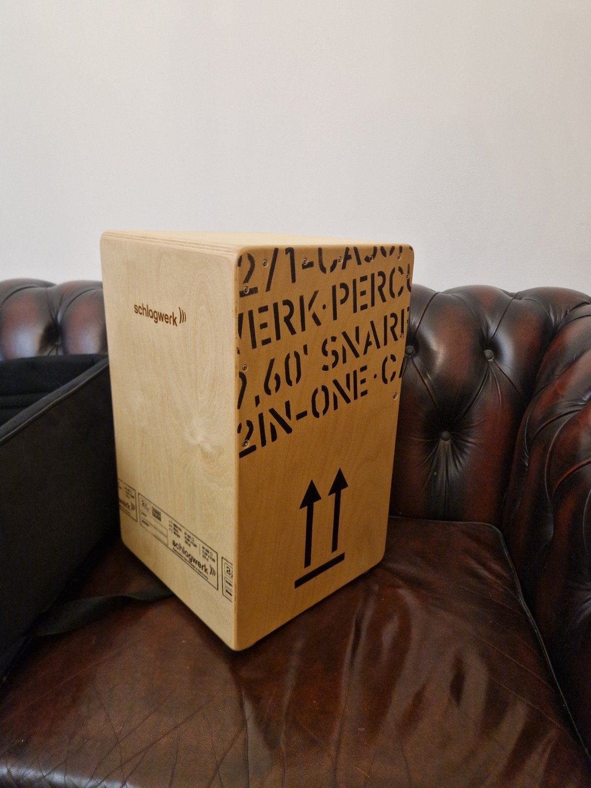 Cajon Schlagwerk met stevige beschermhoes, Muziek en Instrumenten, Ophalen, Zo goed als nieuw, Trommel